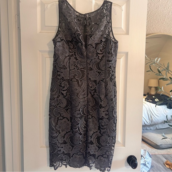 Cache Floral Embroidered Cocktail Dress - Picture 4 of 6